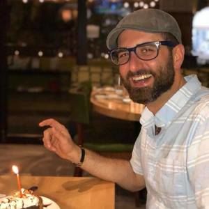 Meet your Posher, Adam